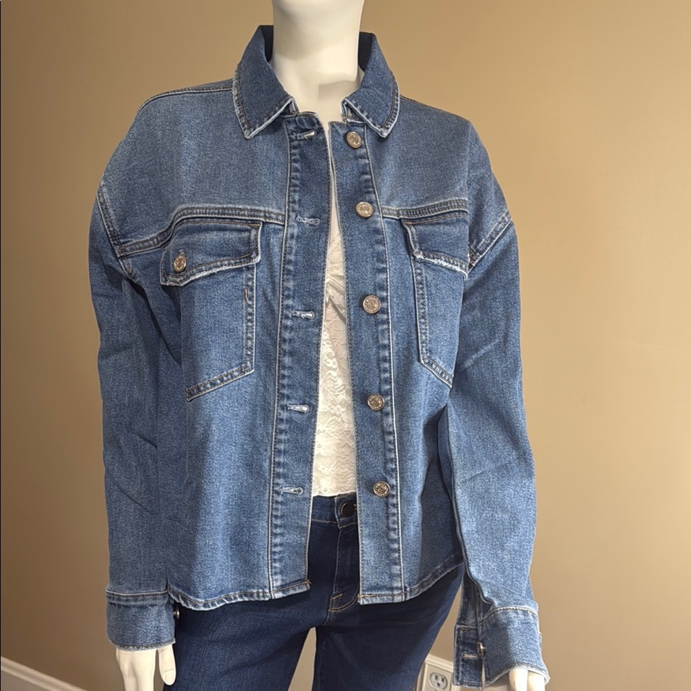 edited by Remi Bader NWT DENIM TOP Button Down Shirt Classic